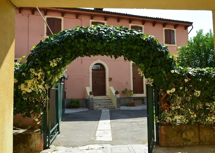 Veronauptoyou * Verona